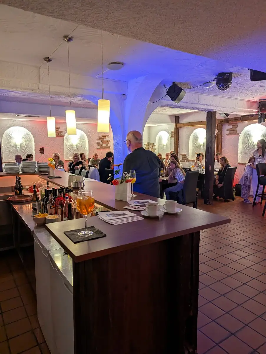 Buffet- und Barbereich in der Mietbar Augsburg