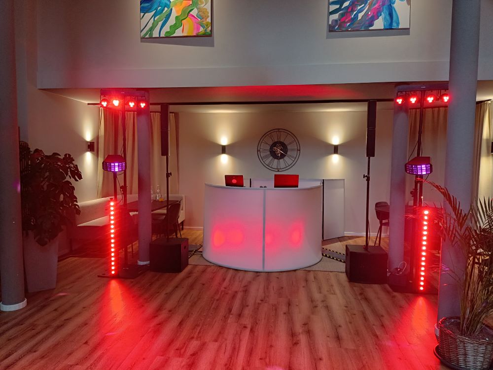 Professionelle Lichttechnik beim Geburtstags-DJ-Einsatz