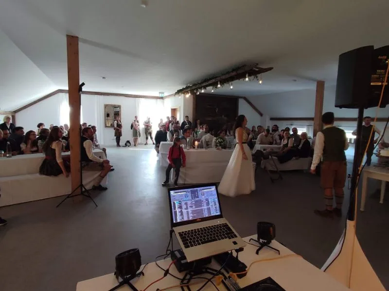 Hochzeits-DJ Kaltmühle – Bergstubn mit urigem Ambiente für kleinere Hochzeitsgesellschaften